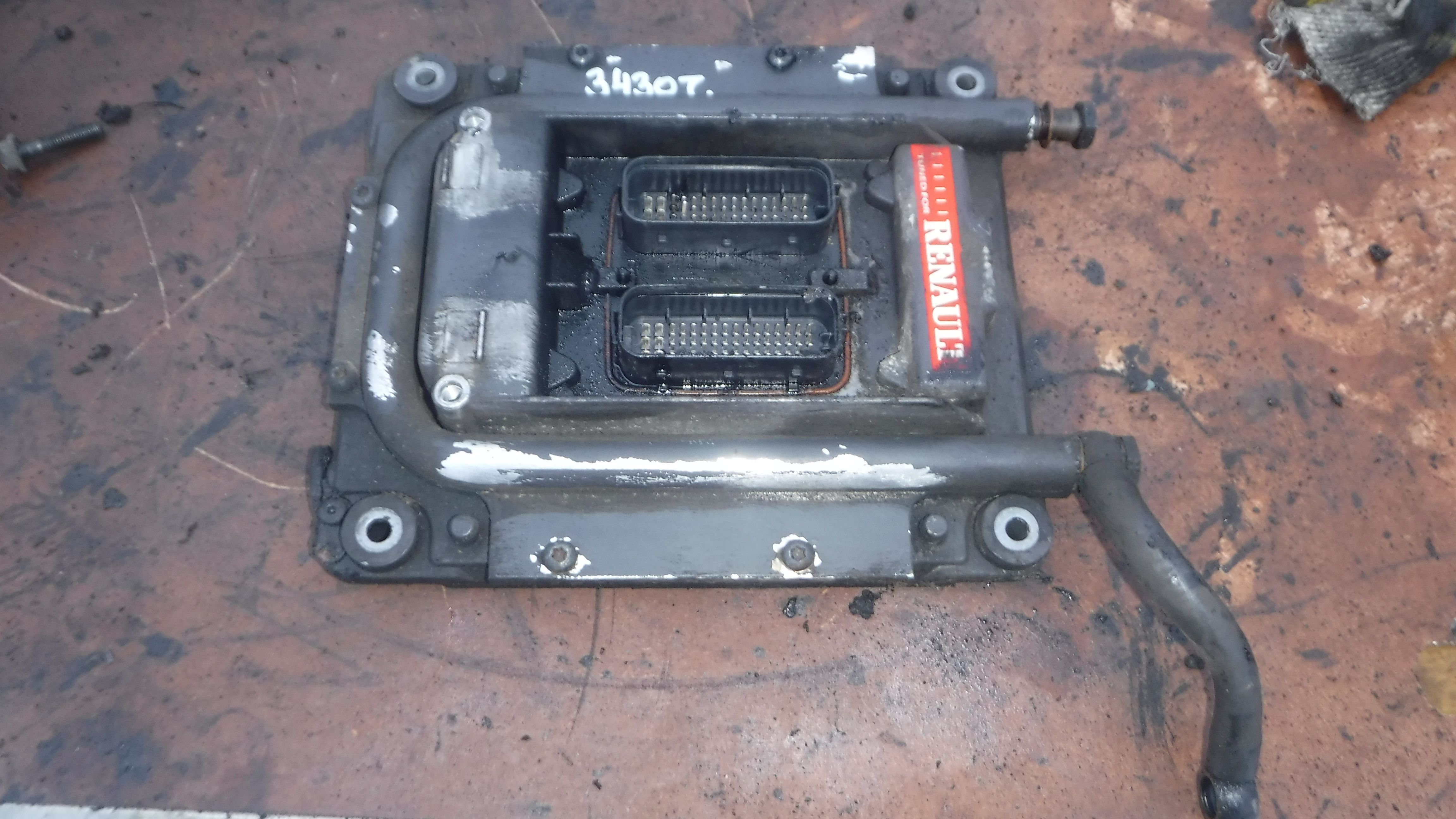 Блок управления двигателем 24425463 05043572 Renault Magnum DXI12 2005